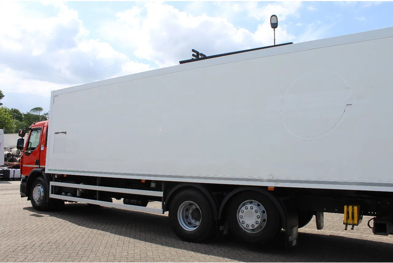 Renault D * WIDE 26 * CARRIER * 6X2 LIFT * - Lastebil med kjøl: bilde 3 Renault D * WIDE 26 * CARRIER * 6X2 LIFT * - Lastebil med kjøl: bilde 3