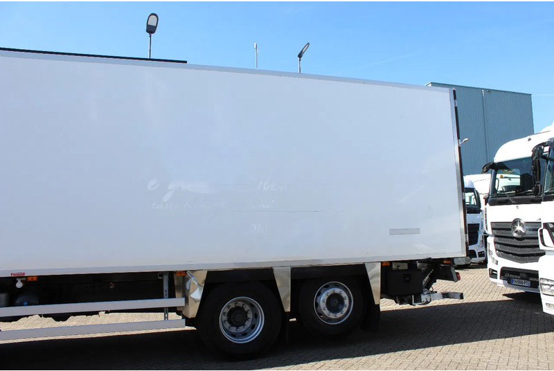 Renault Premium 310 * EURO5 * CARRIER SUPRA 850 * 6X2 * MANUAUL * - Lastebil med kjøl: bilde 5 Renault Premium 310 * EURO5 * CARRIER SUPRA 850 * 6X2 * MANUAUL * - Lastebil med kjøl: bilde 5