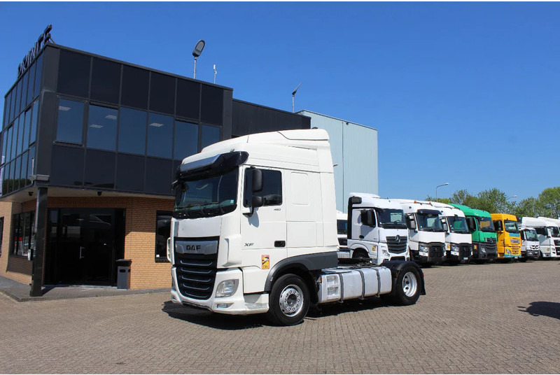 DAF XF 106.480 * RETARDER * 2 TANK * 2 BED * - Trekkvogn: bilde 1 DAF XF 106.480 * RETARDER * 2 TANK * 2 BED * - Trekkvogn: bilde 1