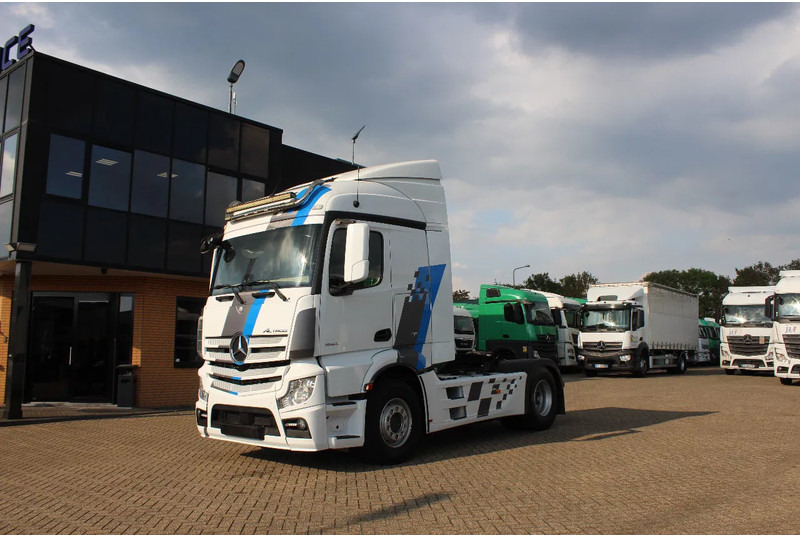 Mercedes-Benz Actros 1853 * RETARDER * 4X2 * - Trekkvogn: bilde 2 Mercedes-Benz Actros 1853 * RETARDER * 4X2 * - Trekkvogn: bilde 2