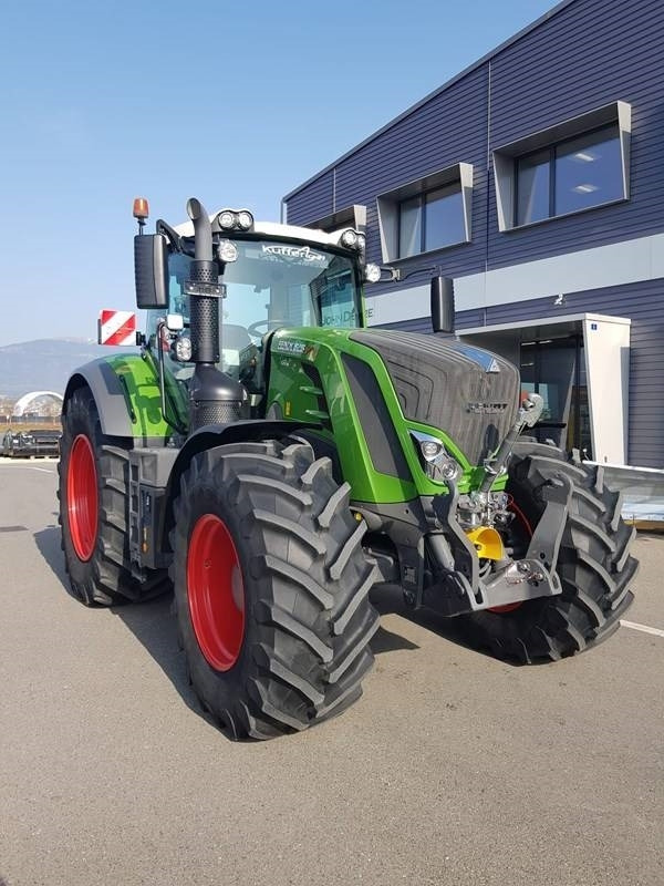 Fendt 828 Vario Profi Plus - Traktor: bilde 2 Fendt 828 Vario Profi Plus - Traktor: bilde 2