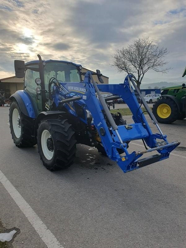 New Holland T 5.115 - Traktor: bilde 1 New Holland T 5.115 - Traktor: bilde 1