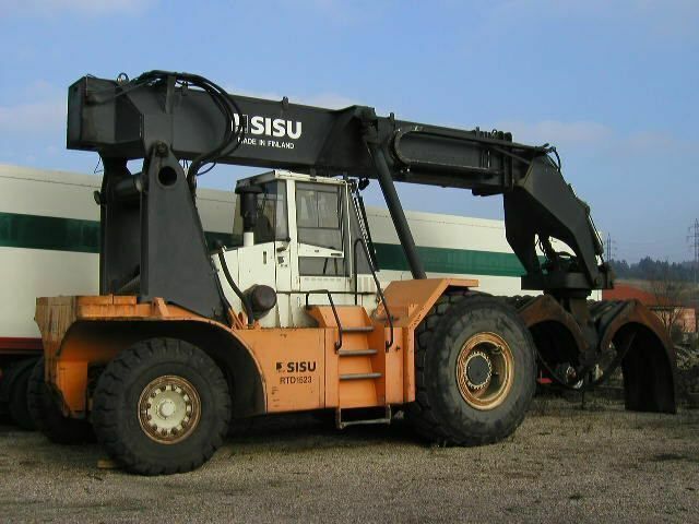 Kalmar SISU RTD1523 Kalmar SISU RTD1523 - Reachstackere: bilde 1 Kalmar SISU RTD1523 Kalmar SISU RTD1523 - Reachstackere: bilde 1