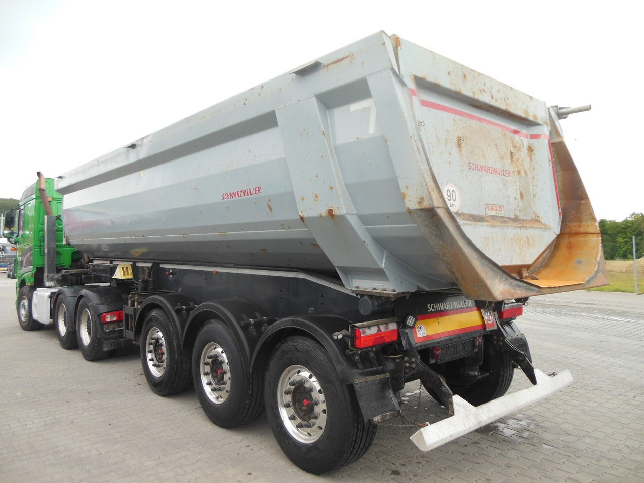 Schwarzmüller KIS 3/E, 29M3, SAF, GESAMTGEWICHT 44.000 KG! - Tippsemi: bilde 4 Schwarzmüller KIS 3/E, 29M3, SAF, GESAMTGEWICHT 44.000 KG! - Tippsemi: bilde 4