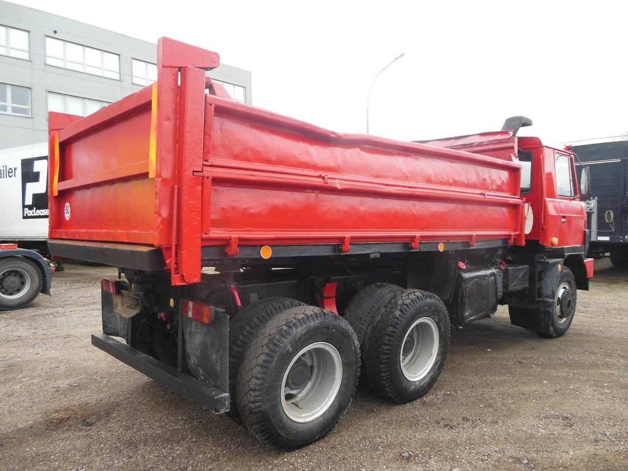Tatra T 815, 6x6 - Tippbil: bilde 3 Tatra T 815, 6x6 - Tippbil: bilde 3