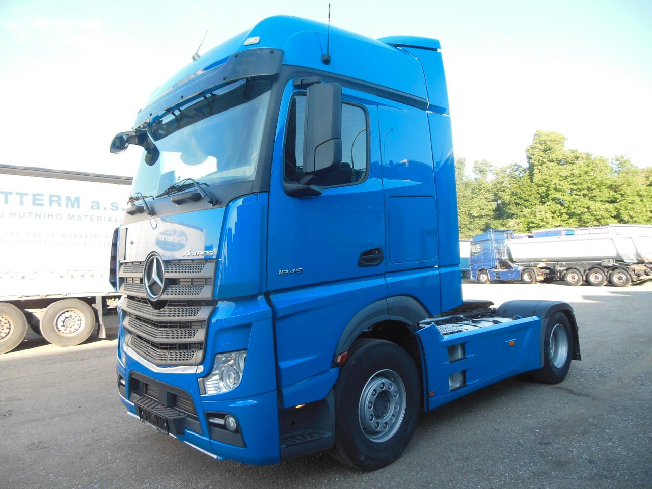 Mercedes-Benz 1845 ACTROS, STANDKLIMA Mercedes-Benz 1845 ACTROS, STANDKLIMA - Trekkvogn: bilde 1 Mercedes-Benz 1845 ACTROS, STANDKLIMA Mercedes-Benz 1845 ACTROS, STANDKLIMA - Trekkvogn: bilde 1