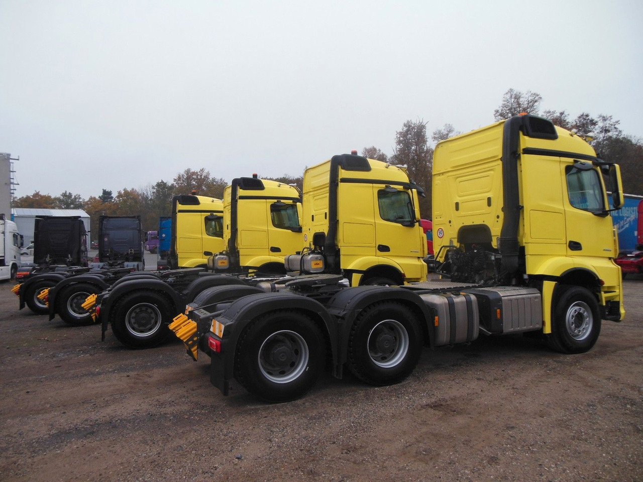 Mercedes-Benz 3353 ACTROS, 6X4, TRK, SET 120 TON, WIE NEUE!E!! - Trekkvogn: bilde 4 Mercedes-Benz 3353 ACTROS, 6X4, TRK, SET 120 TON, WIE NEUE!E!! - Trekkvogn: bilde 4