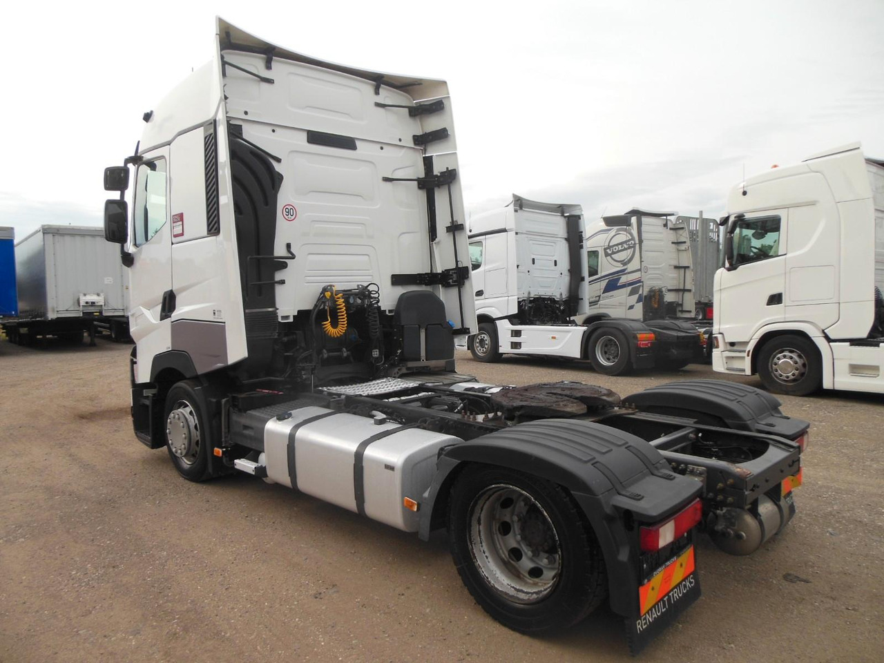 Renault T520 COMFORT, LOWDECK, TOP STAND Renault T520 COMFORT, LOWDECK, TOP STAND - Trekkvogn: bilde 4 Renault T520 COMFORT, LOWDECK, TOP STAND Renault T520 COMFORT, LOWDECK, TOP STAND - Trekkvogn: bilde 4