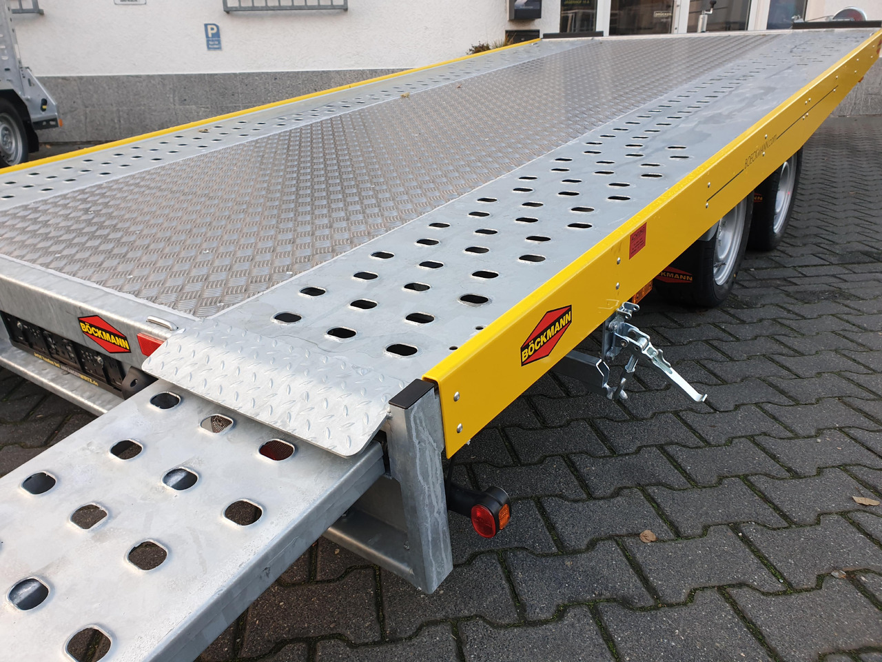 Böckmann AH 4320/35 430x208cm easyload ankipbar Aluboden 3500kg - Transporter tilhenger: bilde 2 Böckmann AH 4320/35 430x208cm easyload ankipbar Aluboden 3500kg - Transporter tilhenger: bilde 2