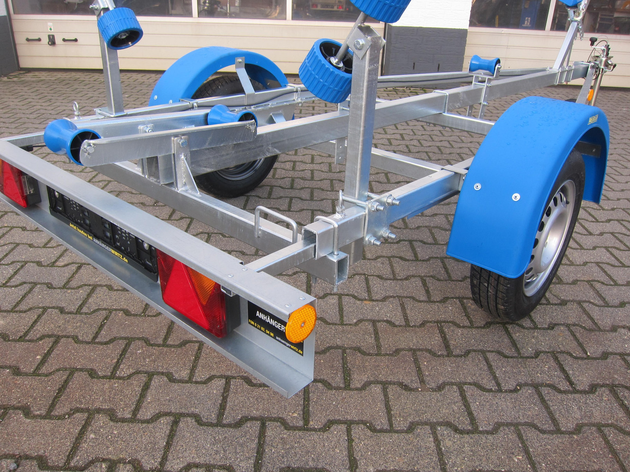 Bootsanhänger Boattrailer Neptun NAVY N7-17 Trailer 750kg mit Winde Winter Online Aktion - Båthenger: bilde 3 Bootsanhänger Boattrailer Neptun NAVY N7-17 Trailer 750kg mit Winde Winter Online Aktion - Båthenger: bilde 3