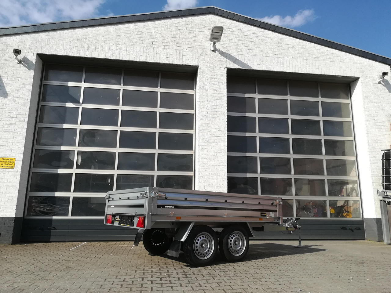 Planhenger/ Flathenger Brenderup 3251 STB 1000 Tandemachse 250x142x35cm (S) 13" 1000kg Januar Aktion: bilde 8