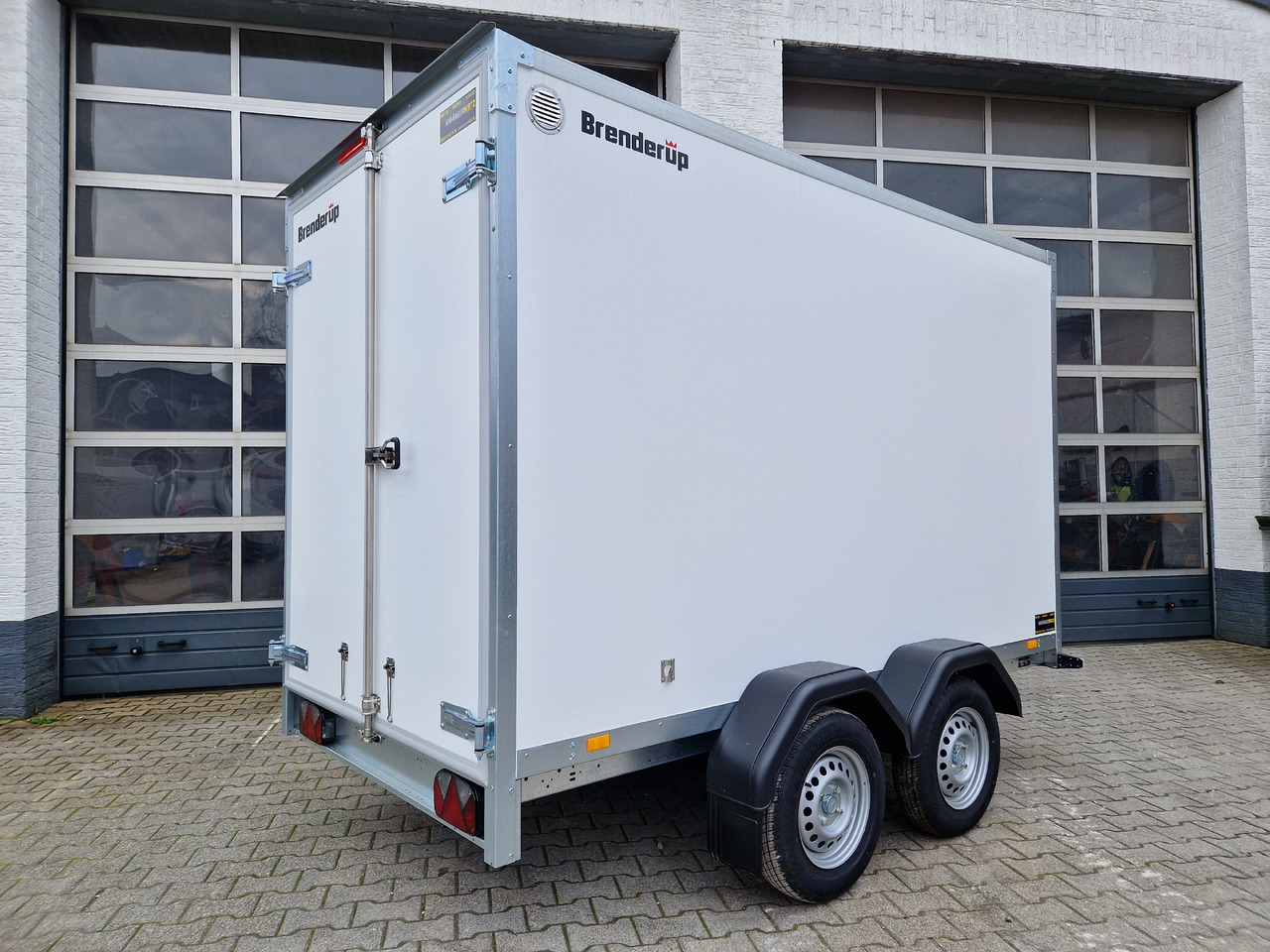 Skaphenger Brenderup Cargo Dynamic CD300 TB D 300x155x185cm Hecktüren Wabenwände (M) 2000kg: bilde 20