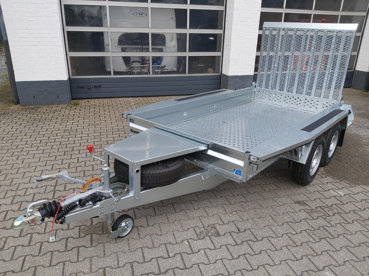 Brenderup Maschinentransporter MT 3080 STF 308x152x25cm Stahllochboden 3000kg - Maskinhenger: bilde 3 Brenderup Maschinentransporter MT 3080 STF 308x152x25cm Stahllochboden 3000kg - Maskinhenger: bilde 3