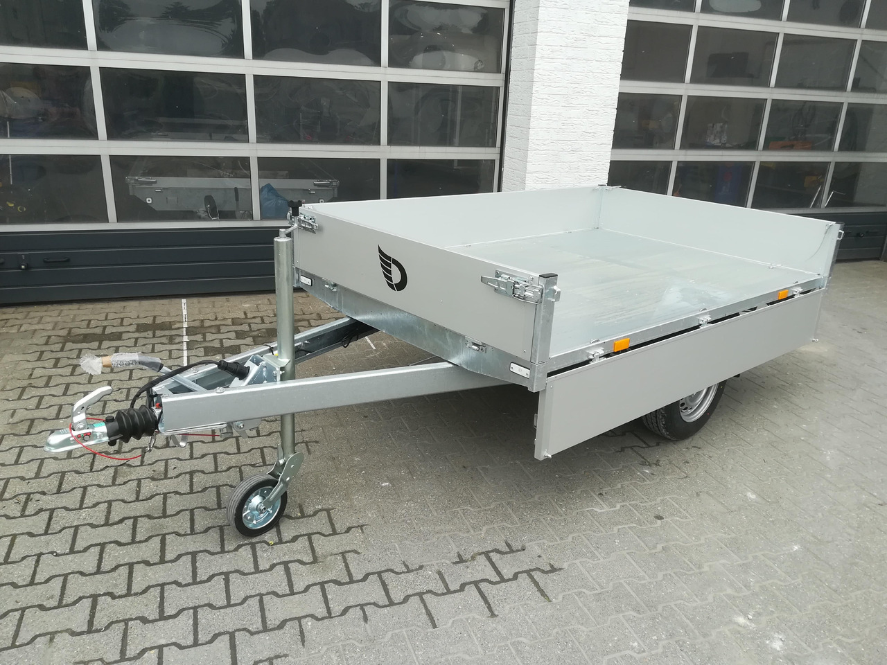 Cheval Liberte Debon Kipper PW 0 Lux Elektro 250x155x30cm 1500kg Januar Online Aktion - Tipphenger: bilde 5 Cheval Liberte Debon Kipper PW 0 Lux Elektro 250x155x30cm 1500kg Januar Online Aktion - Tipphenger: bilde 5