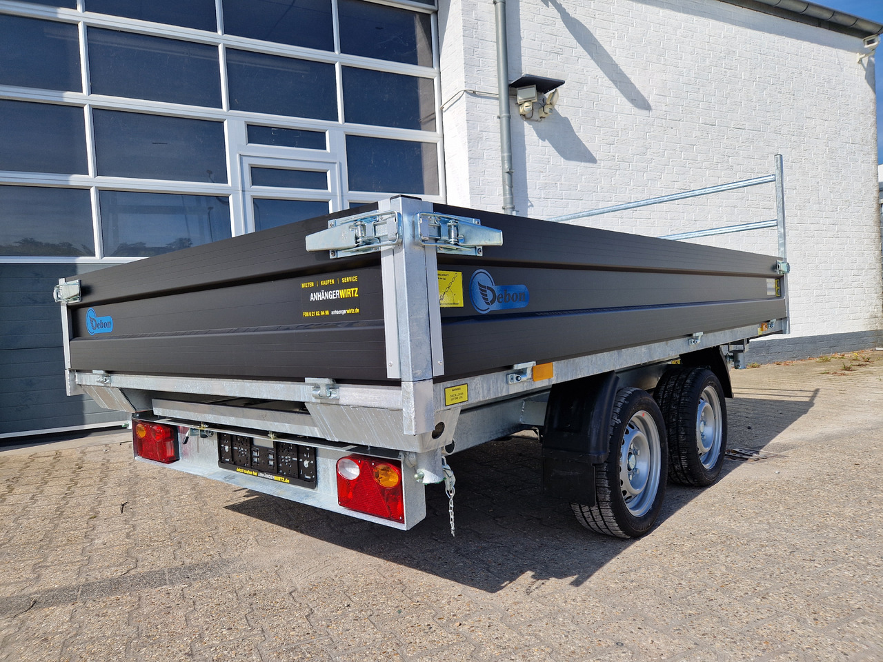 Cheval Liberte Kipper PW 3.3 35 black 330x180x35cm Elektro 3500kg Modell 09.2024 - Tipphenger: bilde 5 Cheval Liberte Kipper PW 3.3 35 black 330x180x35cm Elektro 3500kg Modell 09.2024 - Tipphenger: bilde 5