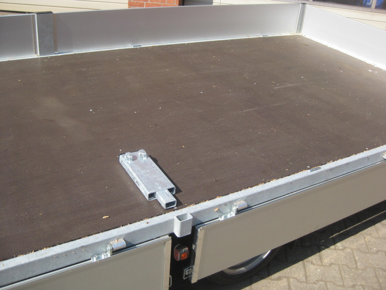 Leie  Hochlader 506x200x30cm Lfh: 63cm 13" niedrig Fahrwerk (XXL) 2700kg Hochlader 506x200x30cm Lfh: 63cm 13" niedrig Fahrwerk (XXL) 2700kg: bilde 7