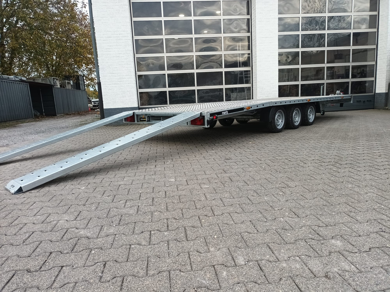 Martz GT UNIDECK PLUS 600/3 S 615x205cm Lohr Stahl & Aluboden Tridem 13" 3500kg - Planhenger/ Flathenger: bilde 4 Martz GT UNIDECK PLUS 600/3 S 615x205cm Lohr Stahl & Aluboden Tridem 13" 3500kg - Planhenger/ Flathenger: bilde 4