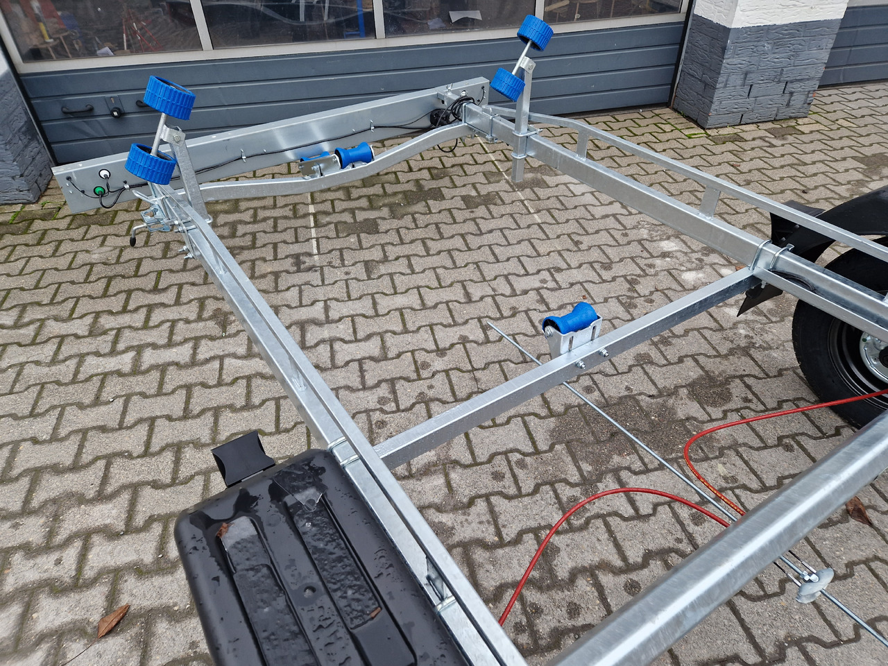 Neptun Bootstrailer Navy GN 231 1300 mit Winde 1300kg Modell 2024 - Båthenger: bilde 3 Neptun Bootstrailer Navy GN 231 1300 mit Winde 1300kg Modell 2024 - Båthenger: bilde 3