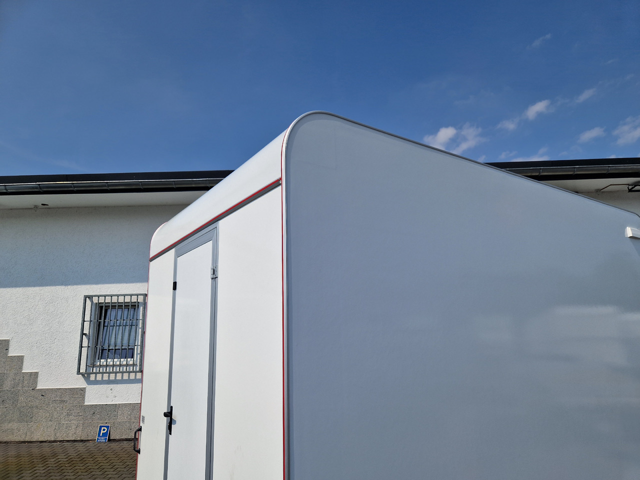 Salgsvogn Verkaufsanhänger VK 360 200 aero retro 360cm 1 Verkaufsklappe 1300kg Winter AKTION: bilde 18 Salgsvogn Verkaufsanhänger VK 360 200 aero retro 360cm 1 Verkaufsklappe 1300kg Winter AKTION: bilde 18