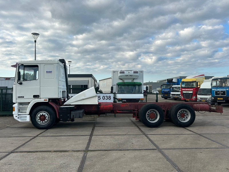 DAF 95.400 - Chassis lastebil: bilde 2 DAF 95.400 - Chassis lastebil: bilde 2