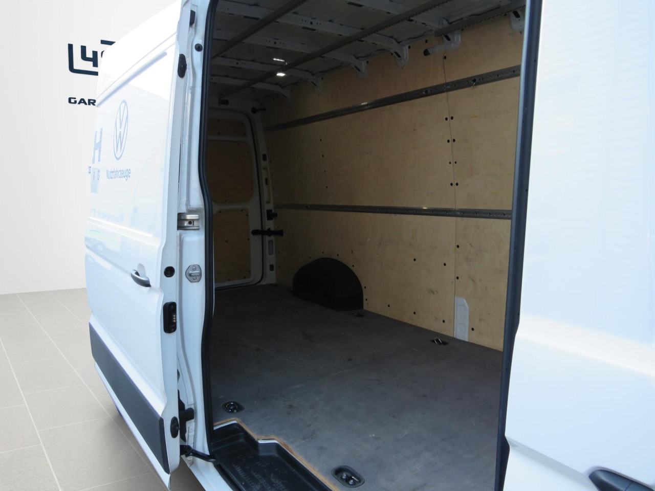 VOLKSWAGEN Crafter 35 L4H3 Kasten Klima AHK ZV - Kassebil: bilde 5 VOLKSWAGEN Crafter 35 L4H3 Kasten Klima AHK ZV - Kassebil: bilde 5