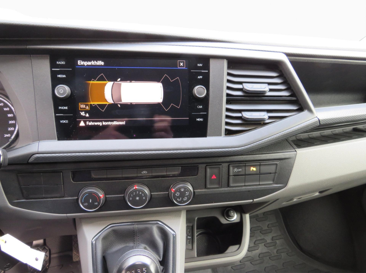 VOLKSWAGEN T6.1 Transporter Trendline 2.0 TDI Kasten Euro6 ZV - Små varebil: bilde 2 VOLKSWAGEN T6.1 Transporter Trendline 2.0 TDI Kasten Euro6 ZV - Små varebil: bilde 2