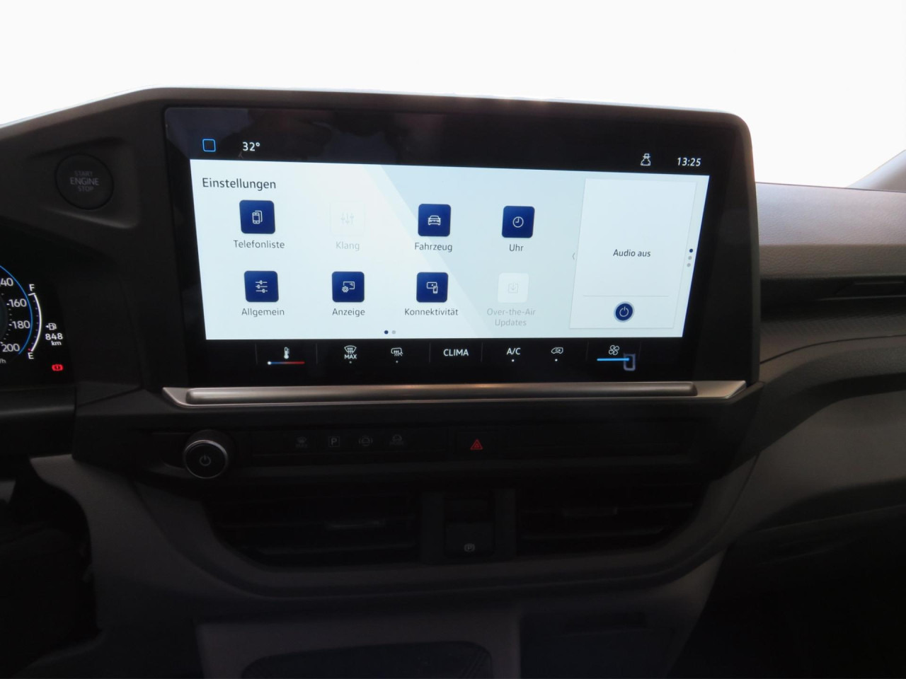 VOLKSWAGEN T7 Transporter 2.0 TDI 81 kW Kasten Klima ZV - Små varebil: bilde 4 VOLKSWAGEN T7 Transporter 2.0 TDI 81 kW Kasten Klima ZV - Små varebil: bilde 4