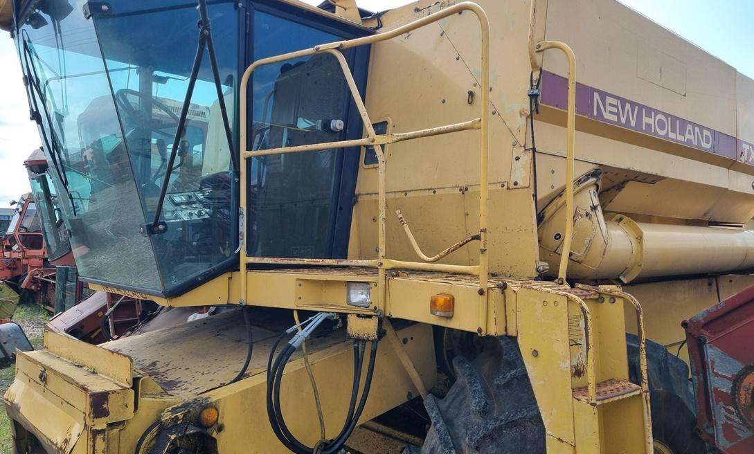 New Holland TX36 - Skurtresker: bilde 2 New Holland TX36 - Skurtresker: bilde 2