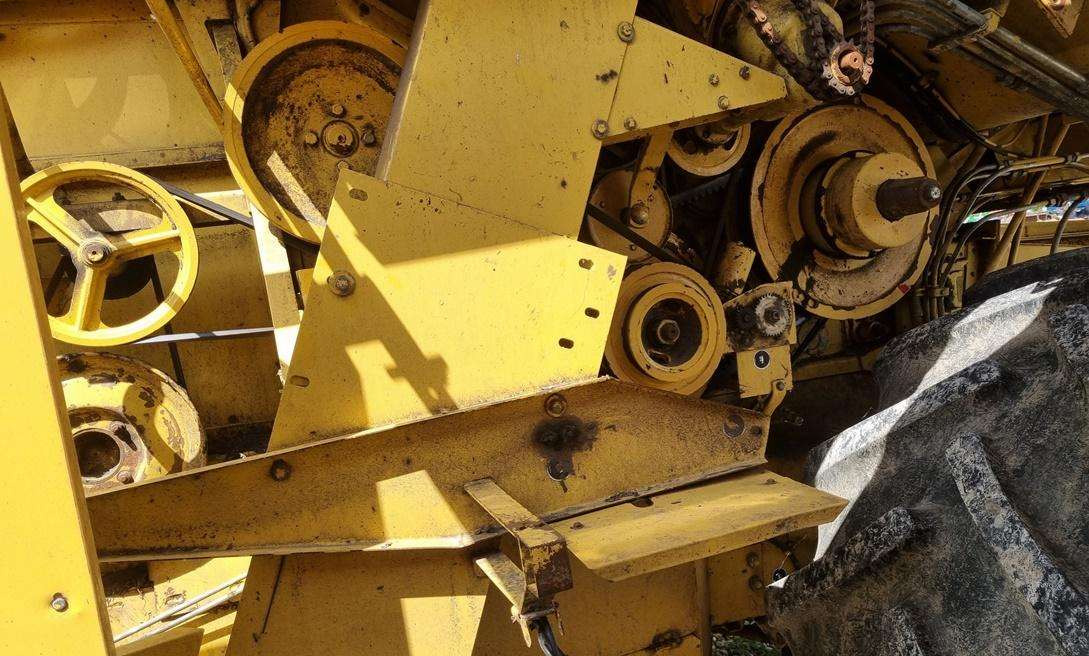 New Holland TX36 - Skurtresker: bilde 5 New Holland TX36 - Skurtresker: bilde 5