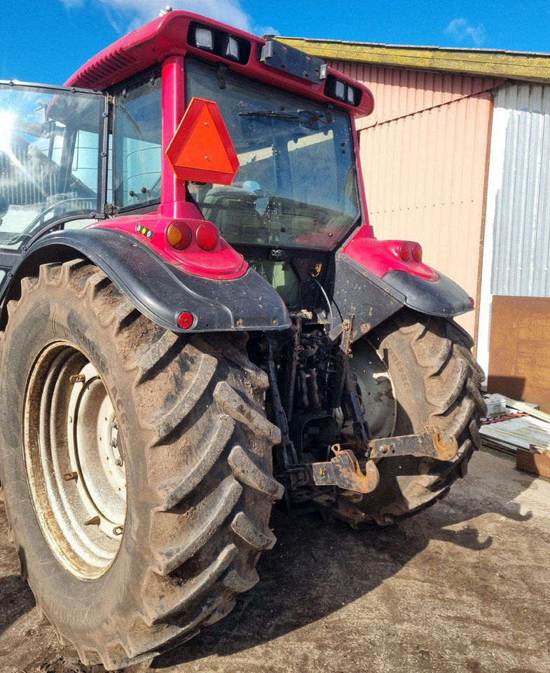 Valtra T190 - Traktor: bilde 5 Valtra T190 - Traktor: bilde 5