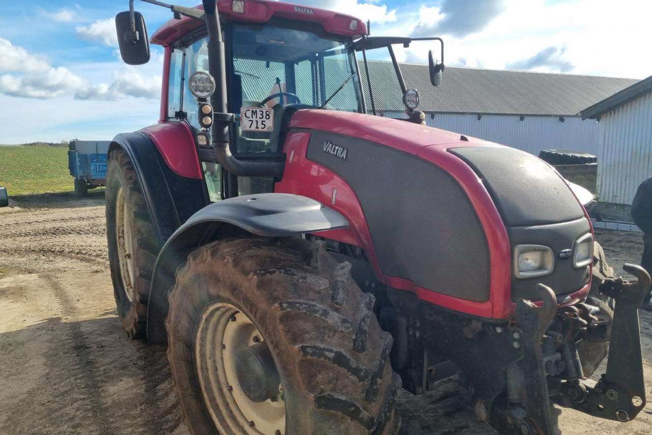Valtra T190 - Traktor: bilde 2 Valtra T190 - Traktor: bilde 2