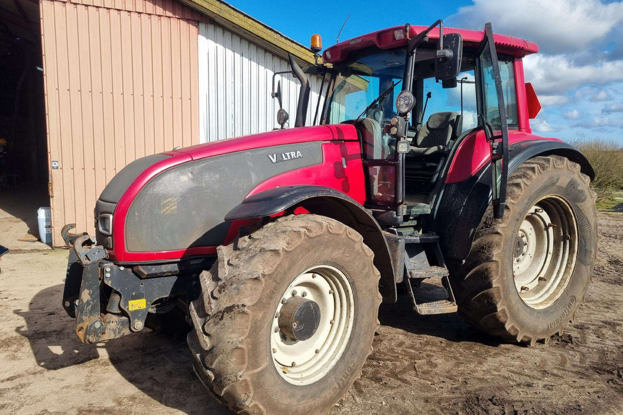 Valtra T190 - Traktor: bilde 1 Valtra T190 - Traktor: bilde 1