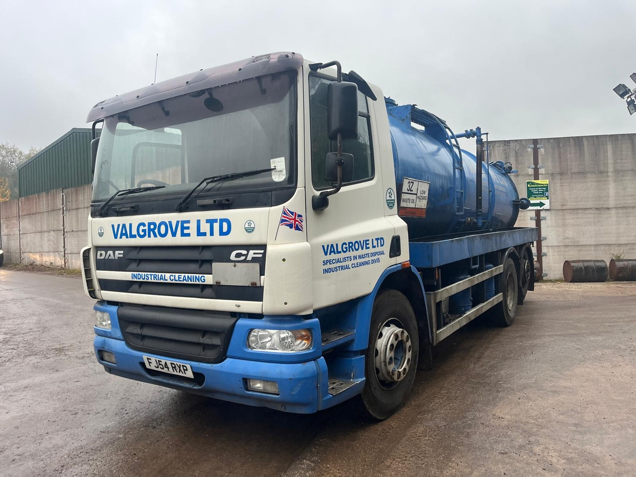 DAF 75 CF - Tankbil: bilde 1 DAF 75 CF - Tankbil: bilde 1