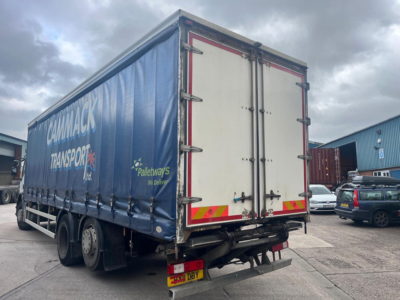 Renault Premium - Kapellbil: bilde 4 Renault Premium - Kapellbil: bilde 4