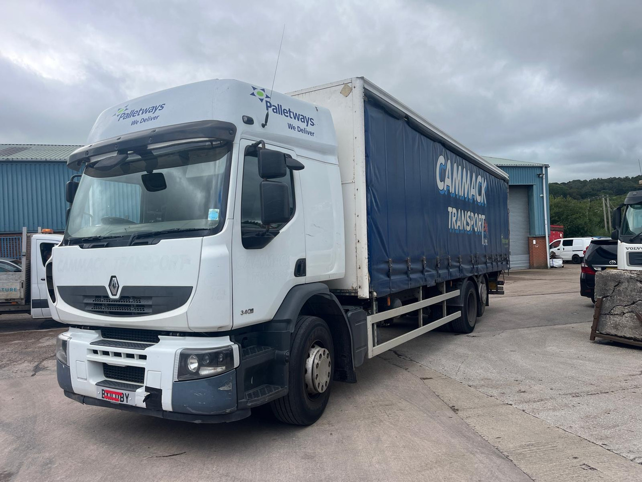 Renault Premium - Kapellbil: bilde 1 Renault Premium - Kapellbil: bilde 1