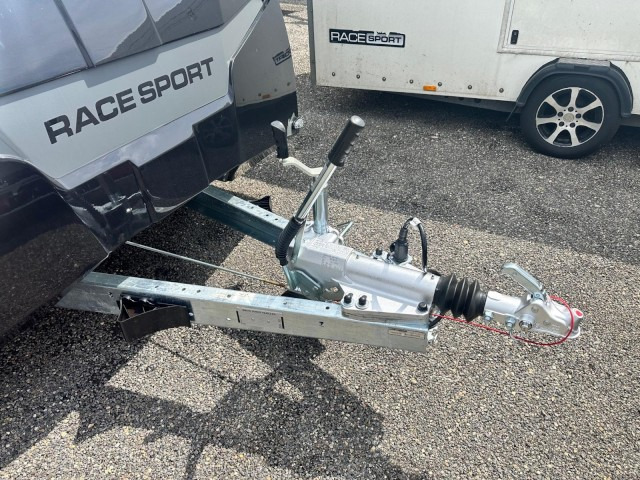 Brian James Race Sport 341, 341-5521-35-2-12-B, 5530x2100x1960mm, 3,5 to. - Transporter tilhenger: bilde 2 Brian James Race Sport 341, 341-5521-35-2-12-B, 5530x2100x1960mm, 3,5 to. - Transporter tilhenger: bilde 2