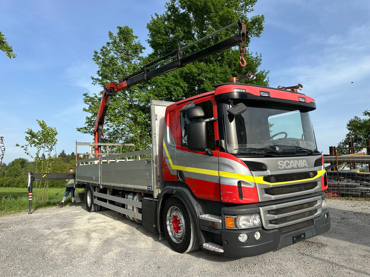 SCANIA P410 Euro6 4x2 Palfinger 13001 - Planbil, Kranbil: bilde 2 SCANIA P410 Euro6 4x2 Palfinger 13001 - Planbil, Kranbil: bilde 2