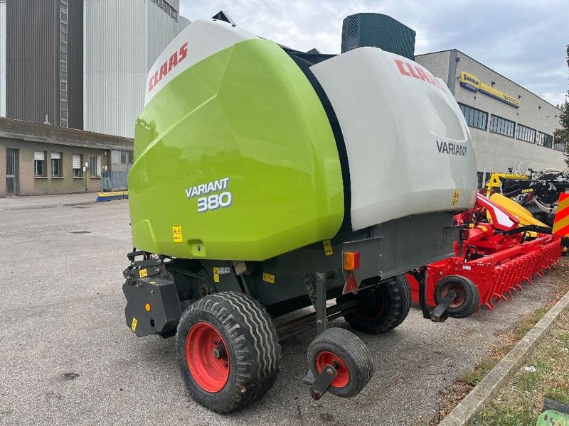 Claas Variant 380 - Rundballepresse: bilde 3 Claas Variant 380 - Rundballepresse: bilde 3