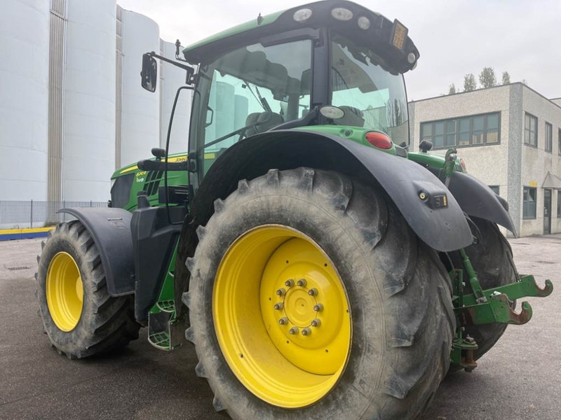 John Deere 6210 R AutoPower - Traktor: bilde 4 John Deere 6210 R AutoPower - Traktor: bilde 4