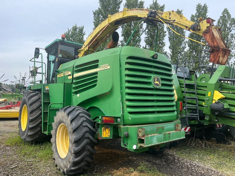 John Deere 7700 - Forhøster: bilde 3 John Deere 7700 - Forhøster: bilde 3
