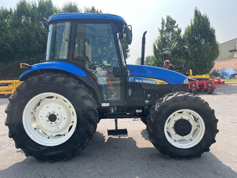 New Holland TD 90 D - Traktor: bilde 4 New Holland TD 90 D - Traktor: bilde 4