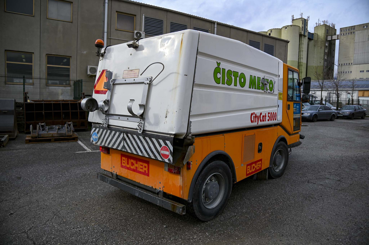 Bucher Schorling CC 5000 City Cat - Feiebil: bilde 4 Bucher Schorling CC 5000 City Cat - Feiebil: bilde 4
