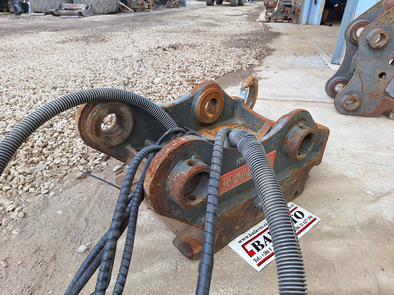 OilQuick hydraulic OQ70/55 - Hurtigkobling for Bygg og anlegg: bilde 5 OilQuick hydraulic OQ70/55 - Hurtigkobling for Bygg og anlegg: bilde 5