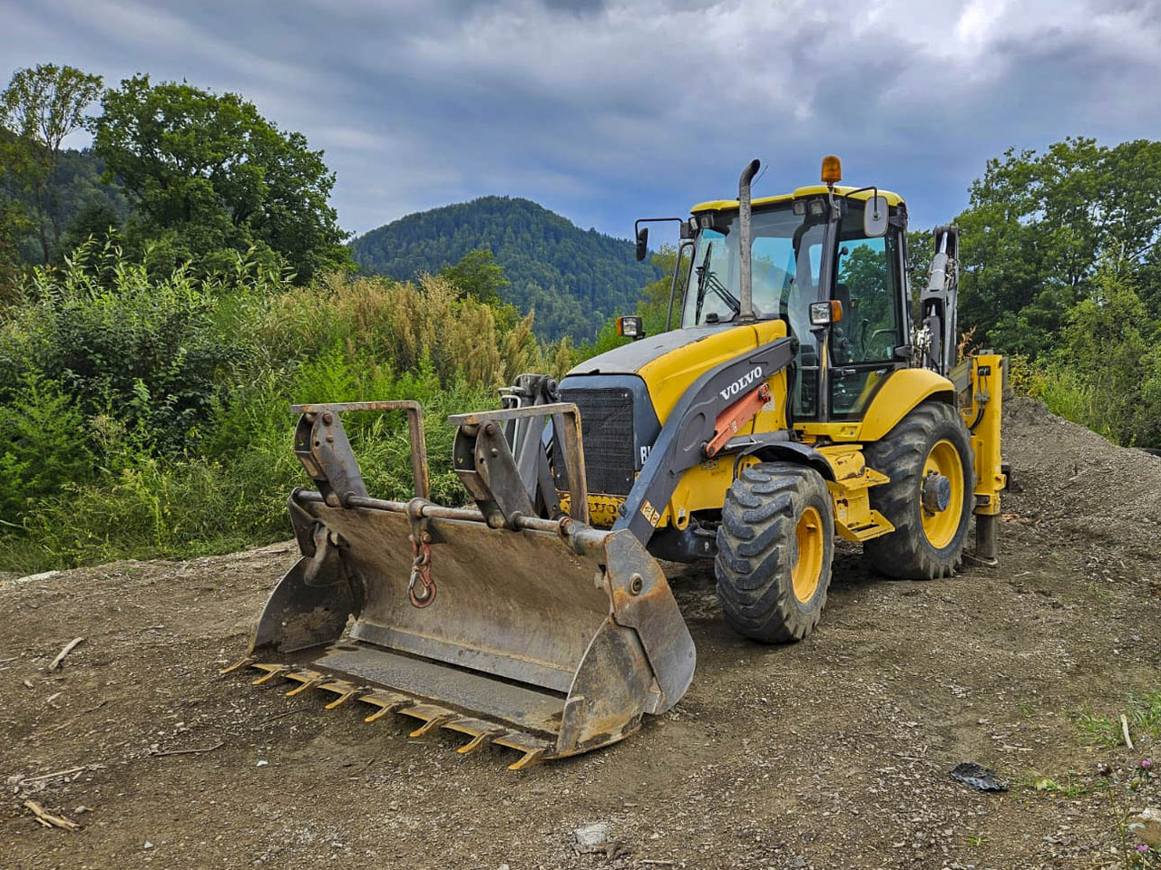 VOLVO BL71 - Traktorgraver: bilde 2 VOLVO BL71 - Traktorgraver: bilde 2