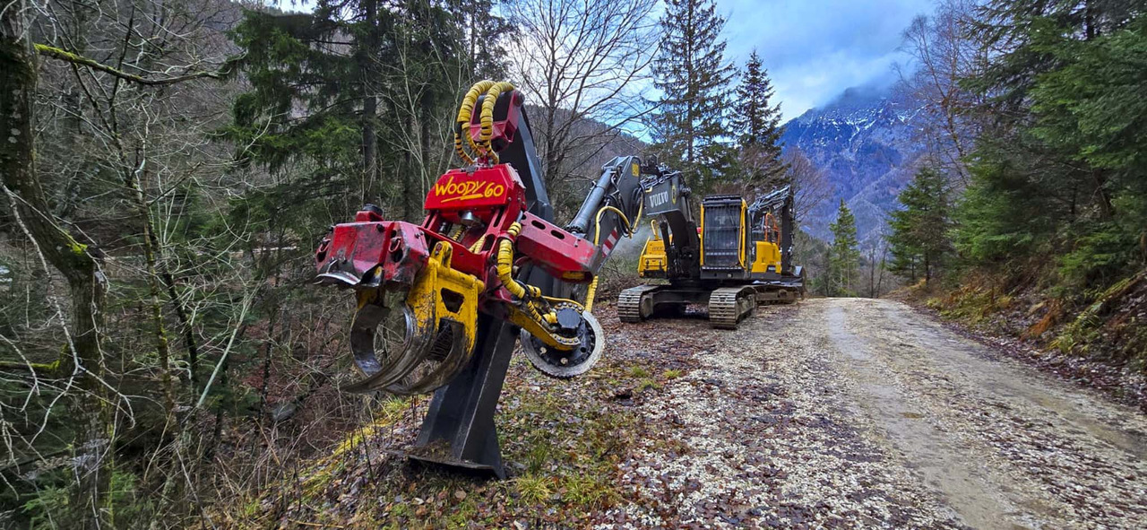 VOLVO EC210B NLC - Beltegraver: bilde 1 VOLVO EC210B NLC - Beltegraver: bilde 1