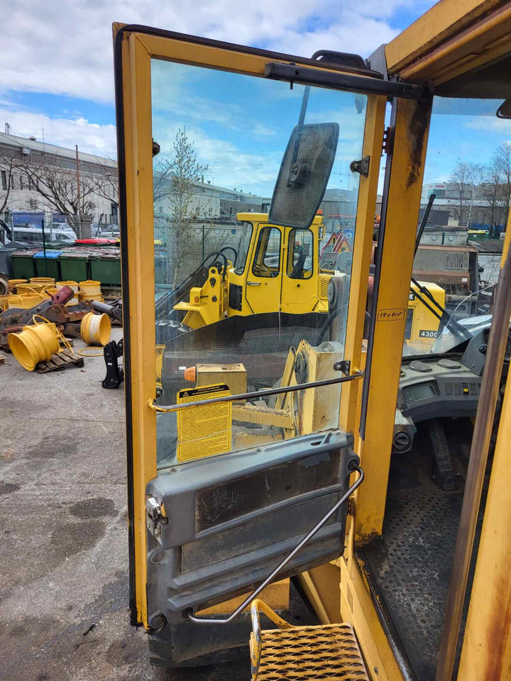 Volvo door - Dør og deler for Laster: bilde 2 Volvo door - Dør og deler for Laster: bilde 2