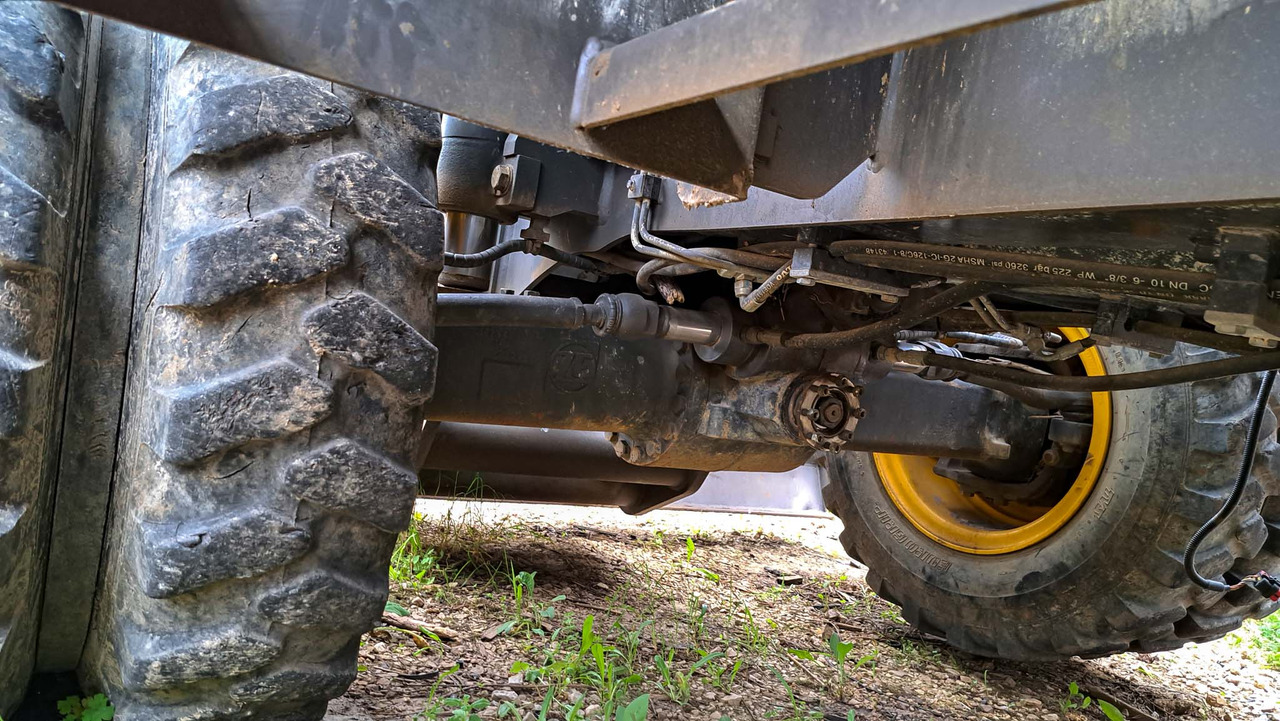 Volvo front axle 14693936 for Volvo EWR150E, EW180E, EWR170E, EW200E MH, EW160E - Foraksel for Gravemaskin: bilde 2 Volvo front axle 14693936 for Volvo EWR150E, EW180E, EWR170E, EW200E MH, EW160E - Foraksel for Gravemaskin: bilde 2