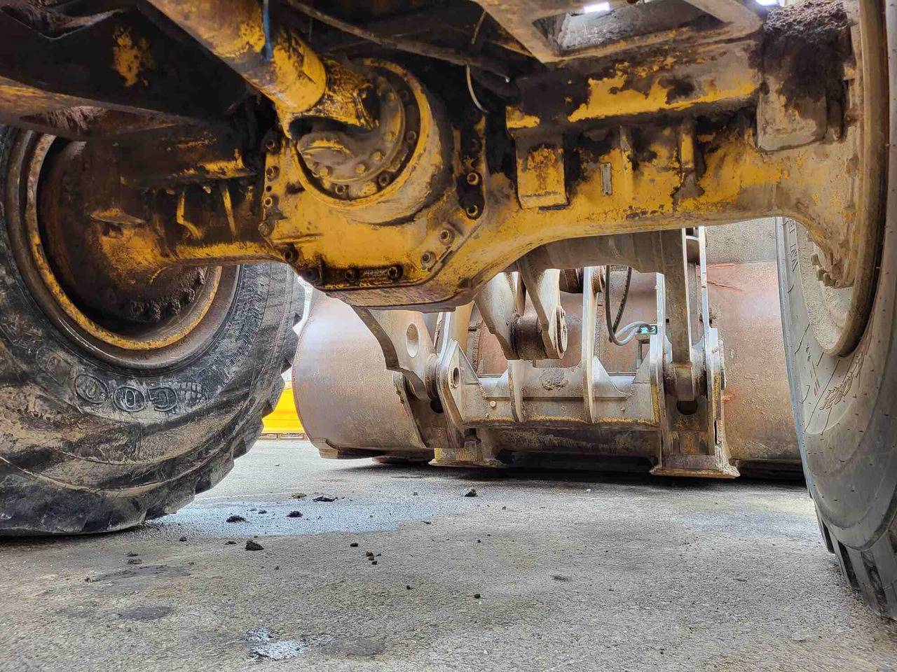 Volvo front axle - Foraksel for Laster: bilde 2 Volvo front axle - Foraksel for Laster: bilde 2
