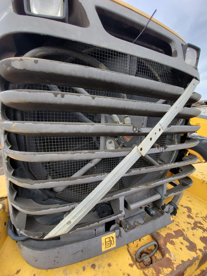 Volvo radiator - Radiator for Laster: bilde 1 Volvo radiator - Radiator for Laster: bilde 1