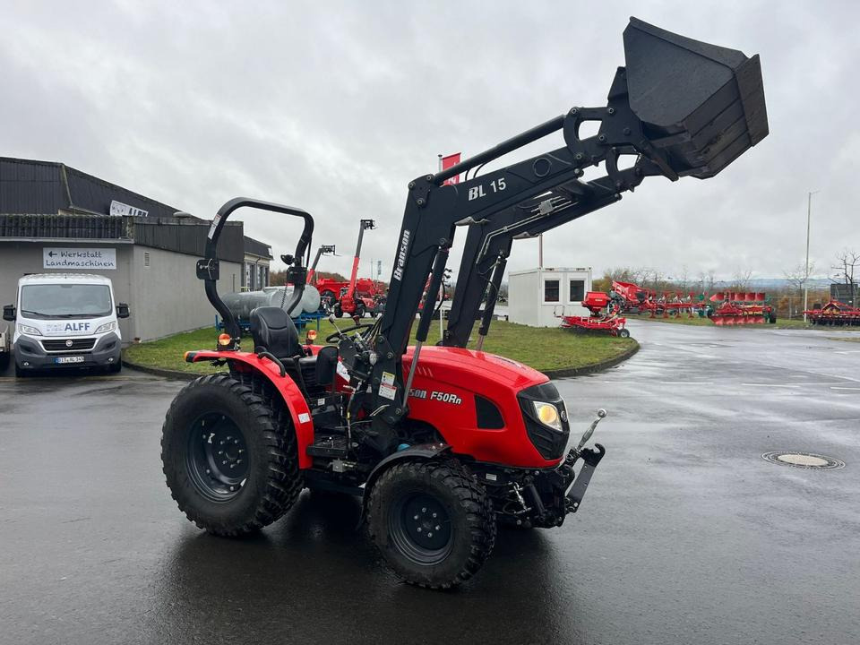 Branson F50RN Traktor, Frontlader, wenig Stunden, Fronthydraulik - Minitraktor: bilde 3 Branson F50RN Traktor, Frontlader, wenig Stunden, Fronthydraulik - Minitraktor: bilde 3